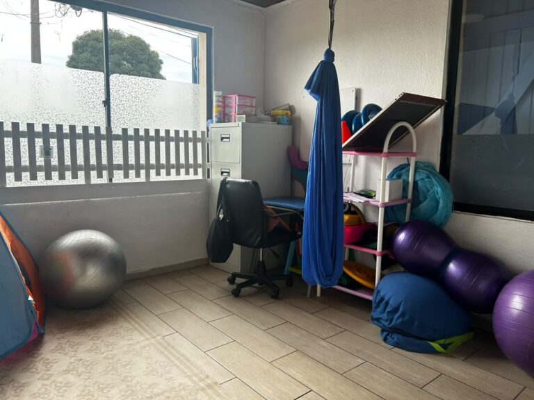 Sala de terapia ocupacional e integración sensorial